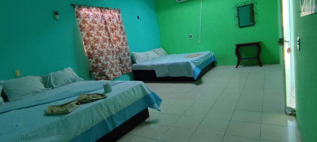 Villas Del Carmen Hostal Palenque Esterno foto